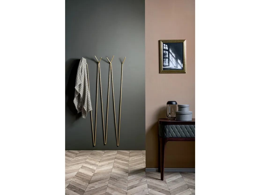 Appendiabiti di design Lost in metallo di Tonin Casa