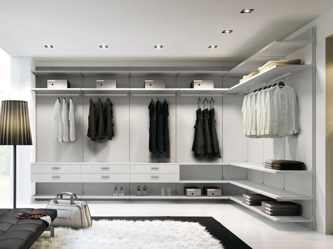 Cabina Armadio in laccato bianco opaco Railsystem 37D di Ferrimobili
