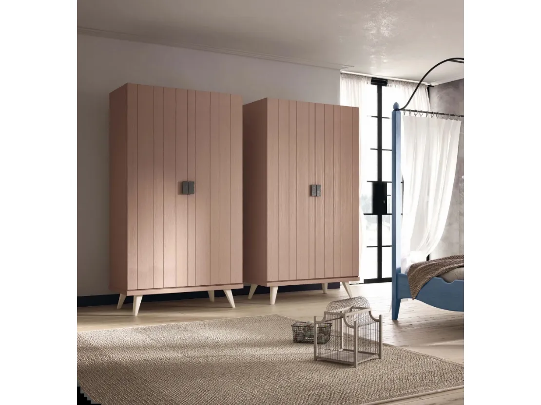 Armadio in legno ad ante battenti KAR di Scandola