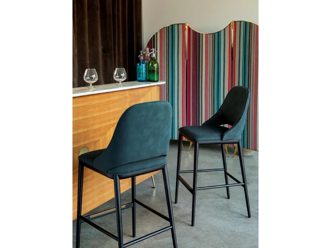 Sgabello elegante Malva in tessuto di Tonin Casa