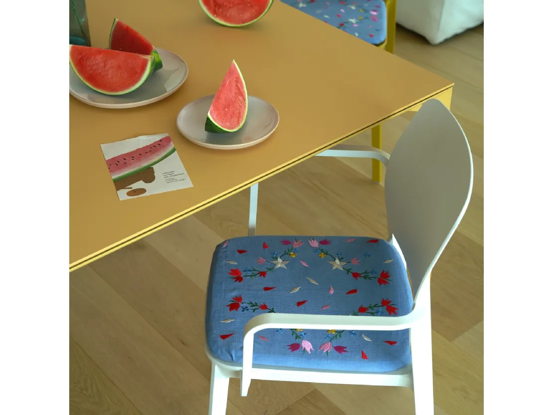 Sedia Tipa Ika Jane in polipropilene di Pointhouse